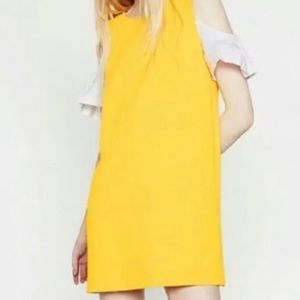 NWT ZARA YELLOW TEXTURED COLD SHOULDER DRESS XS